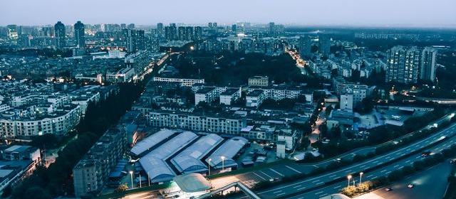 现场氛围：《交锋》差在哪：有人喊换这几位，说一换就接近完美